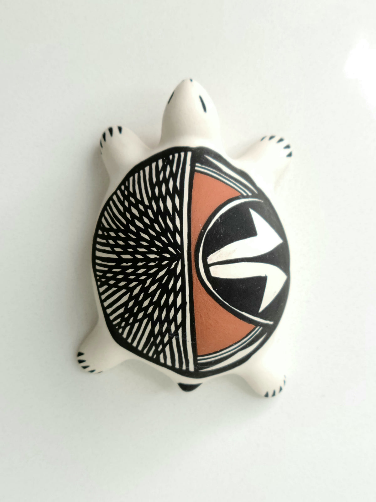 Native American Acoma Pottery Small Turtle