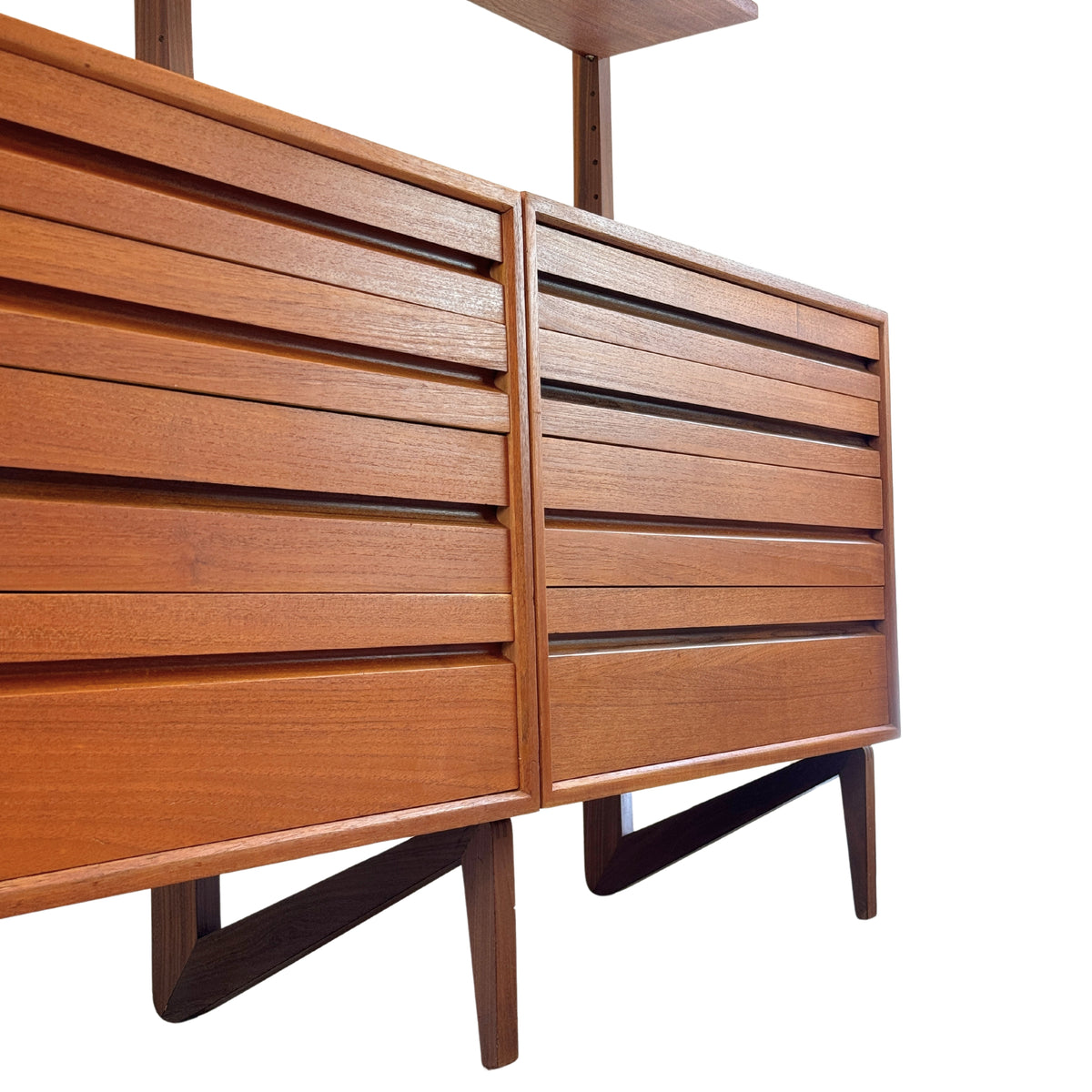 Freestanding Cado Modular Shelving System