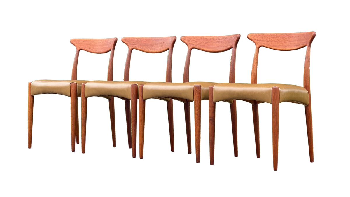 Set of T301 Dining Chairs by Arne Hovmand Olsen