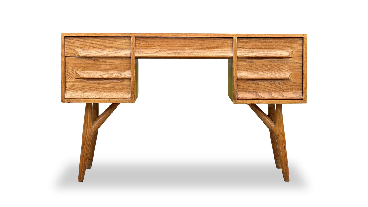 Oak Desk by Jack Van Der Molen