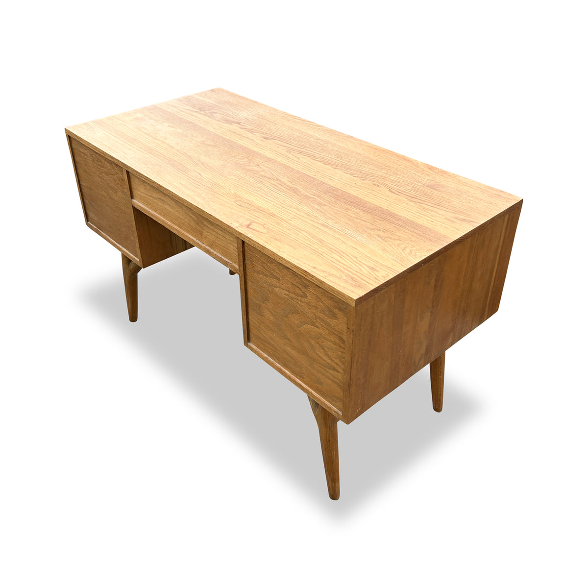 Oak Desk by Jack Van Der Molen