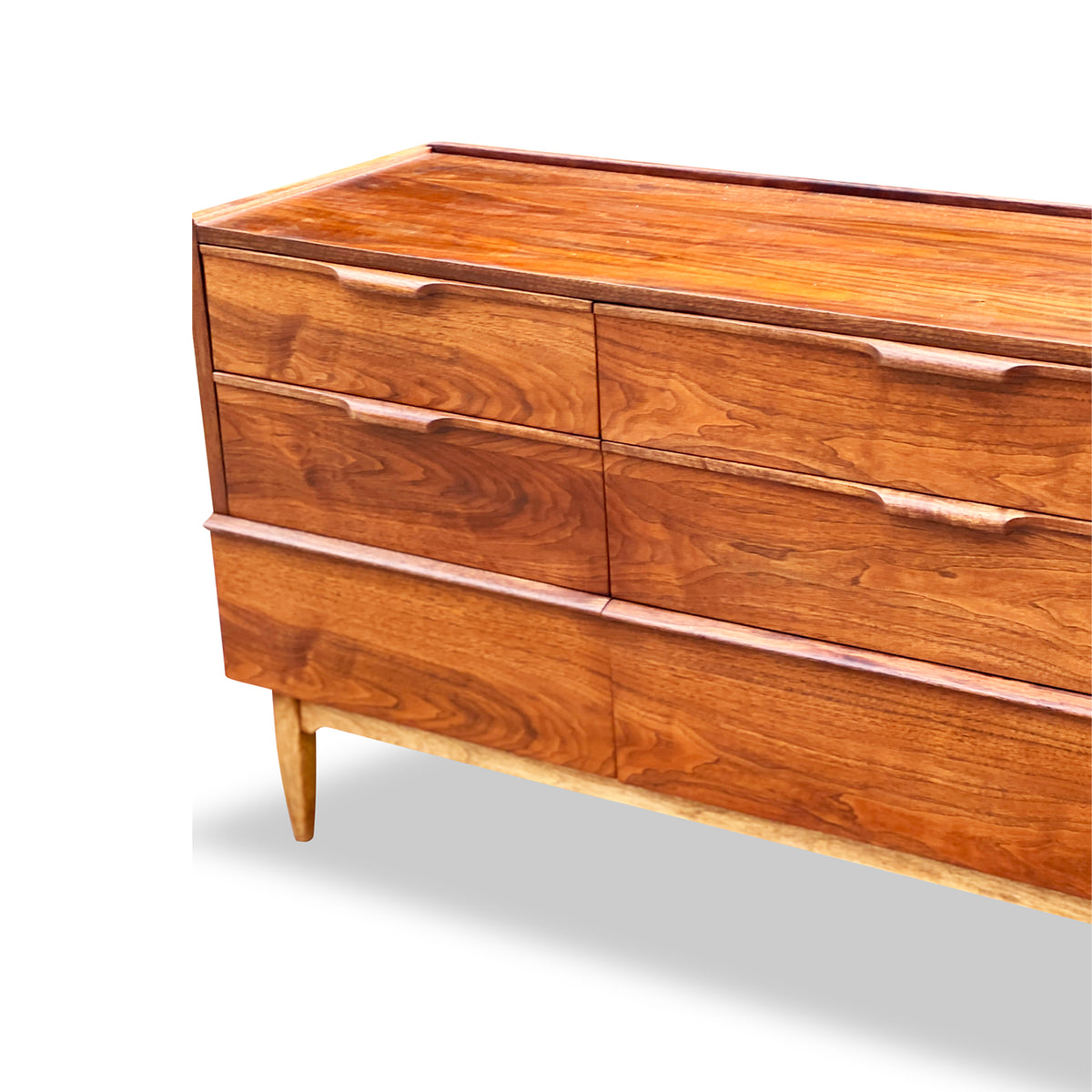 Haddon Hall Dresser