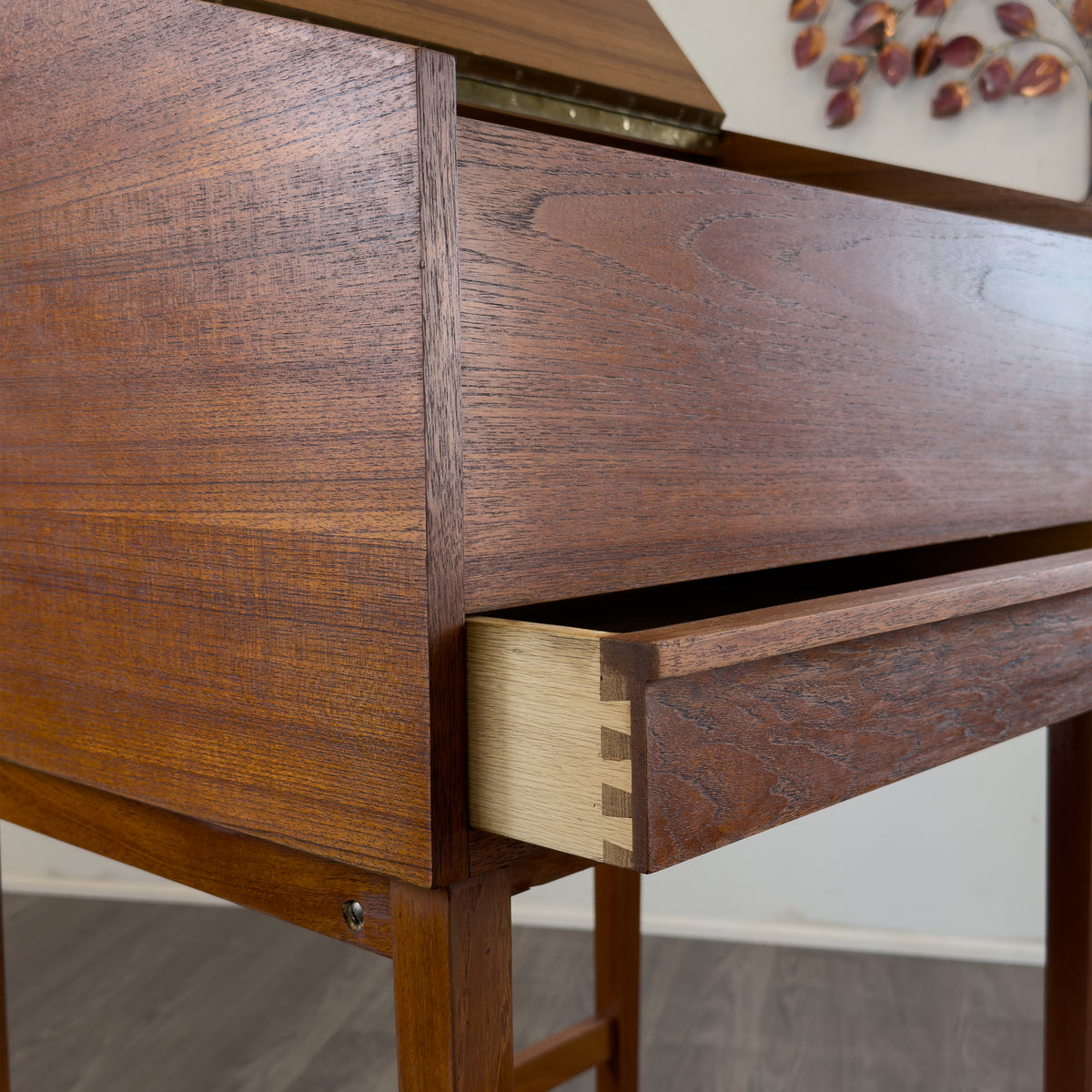 Teak Standing Desk/Pulput