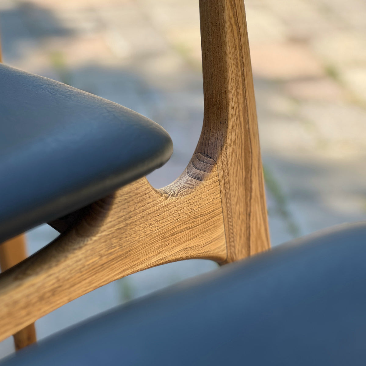 Set of Six Walnut and Elm Dining Chairs by Deilcraft