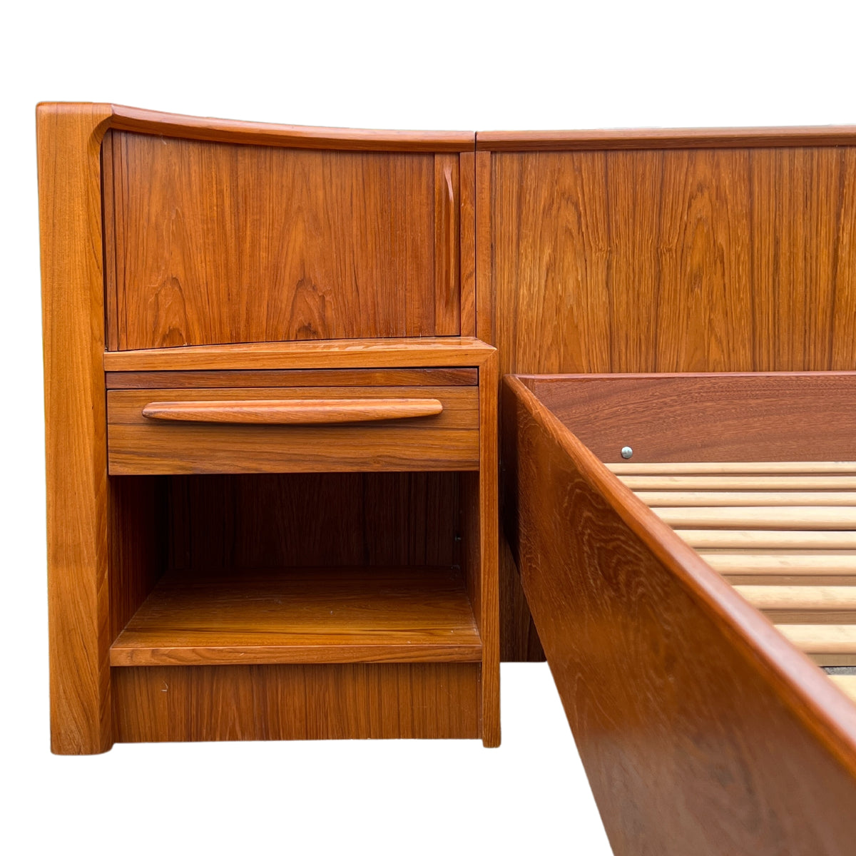 Bernhard Pedersen Queen Bed