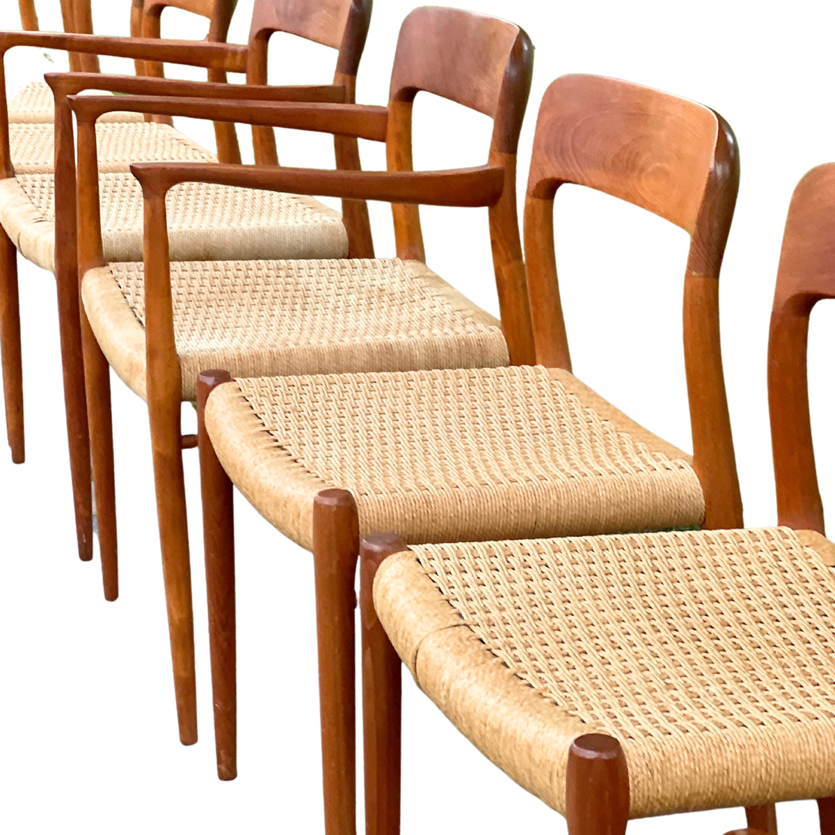 Moller 75 Dining Chairs