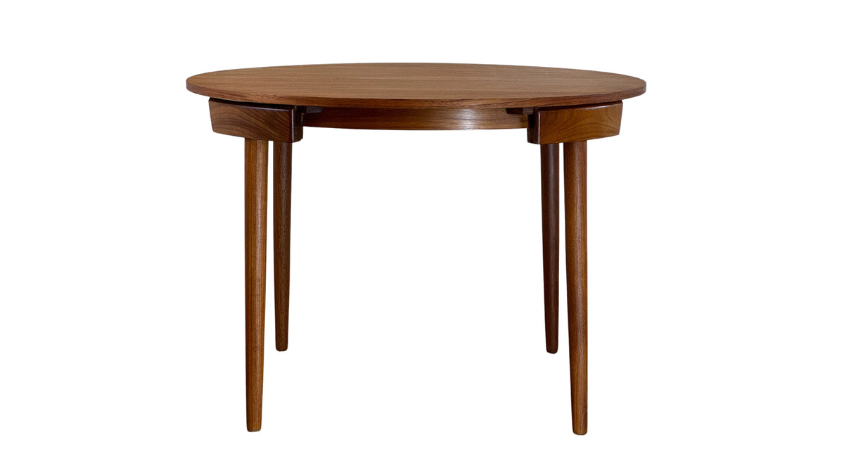 Hans Olsen Roundette Dining Table