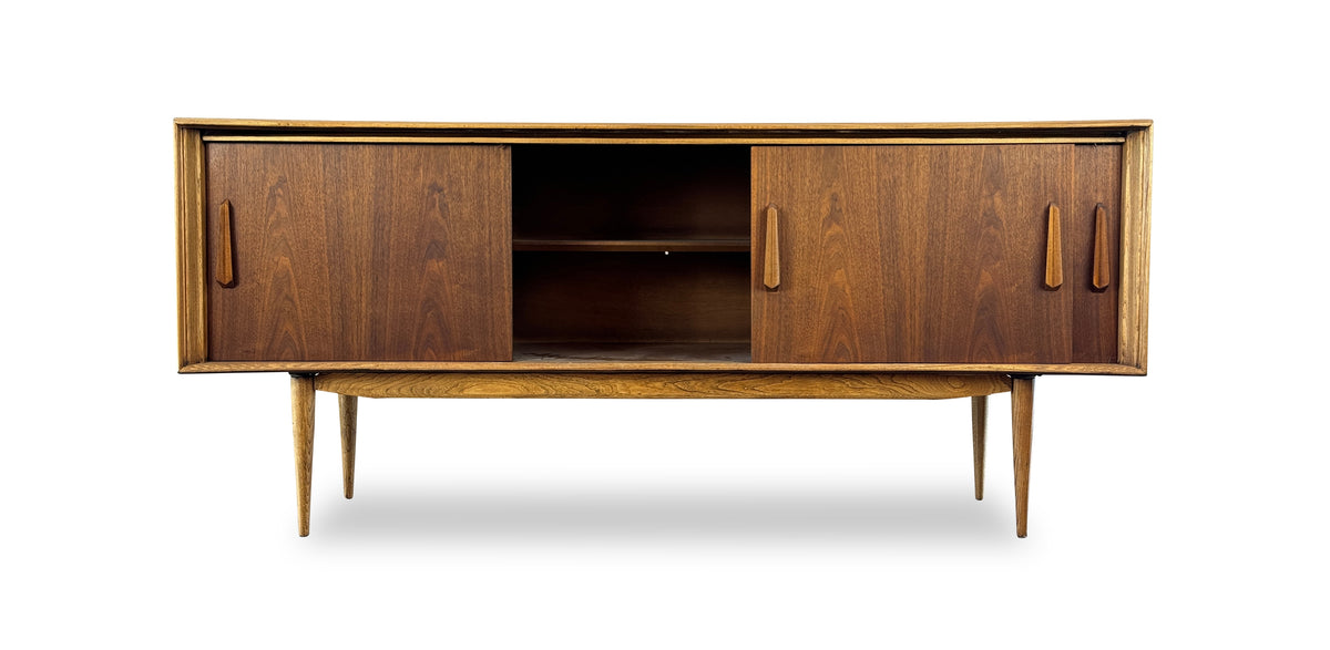 Classic Deilcraft Sideboard