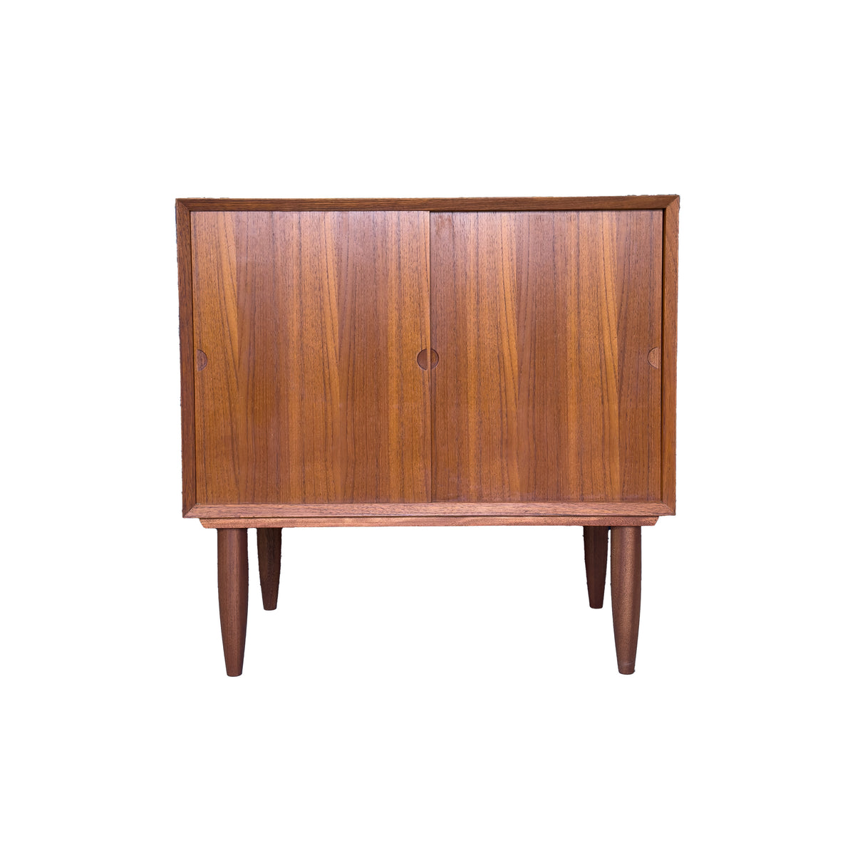 Cado Cabinet