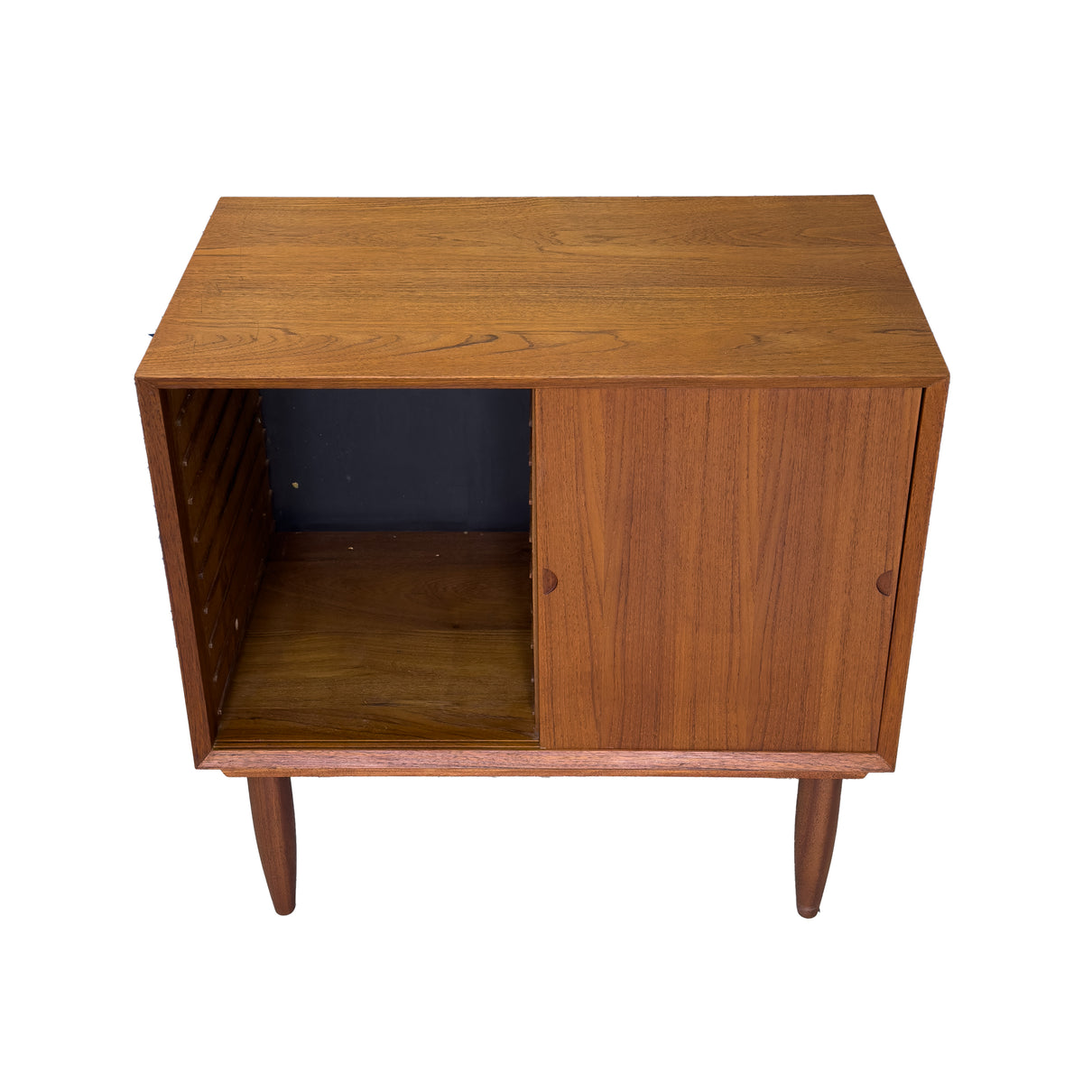 Cado Cabinet