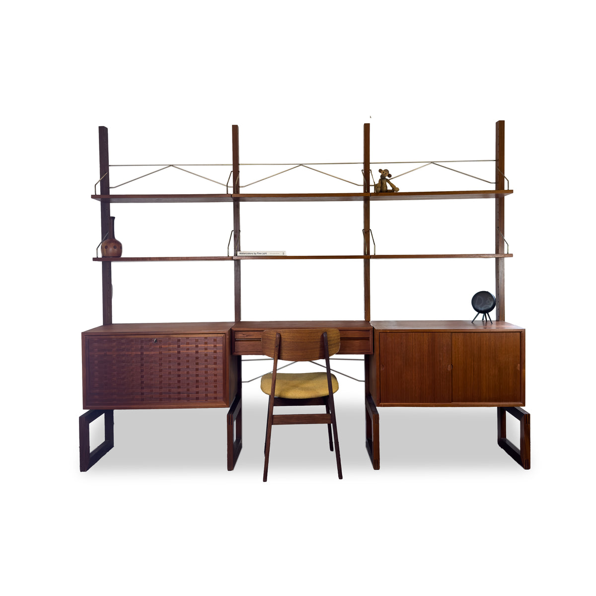 Cado Freestanding Modular Shelving