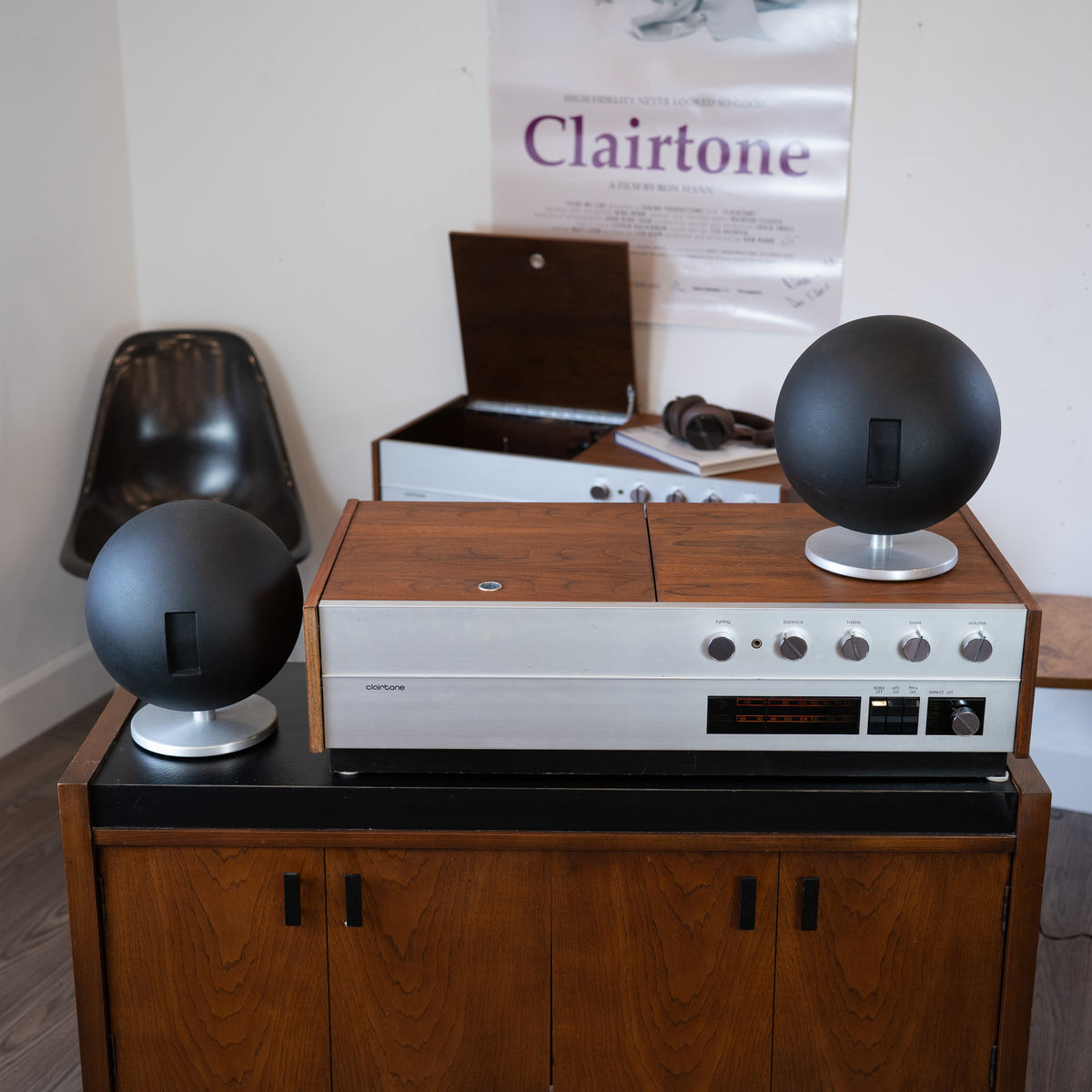 Clairtone G3 Stereo Console