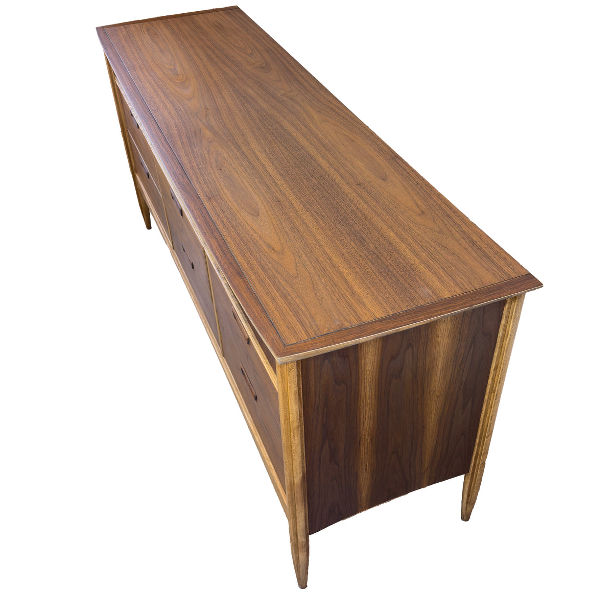 Deilcraft Nine Drawer Dresser