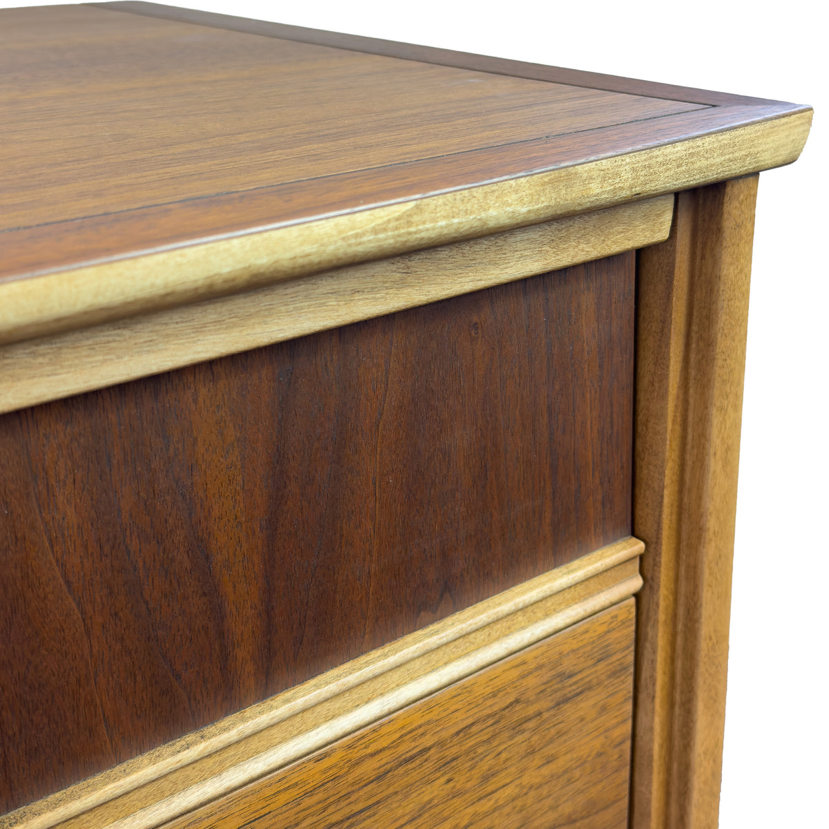Deilcraft Nine Drawer Dresser