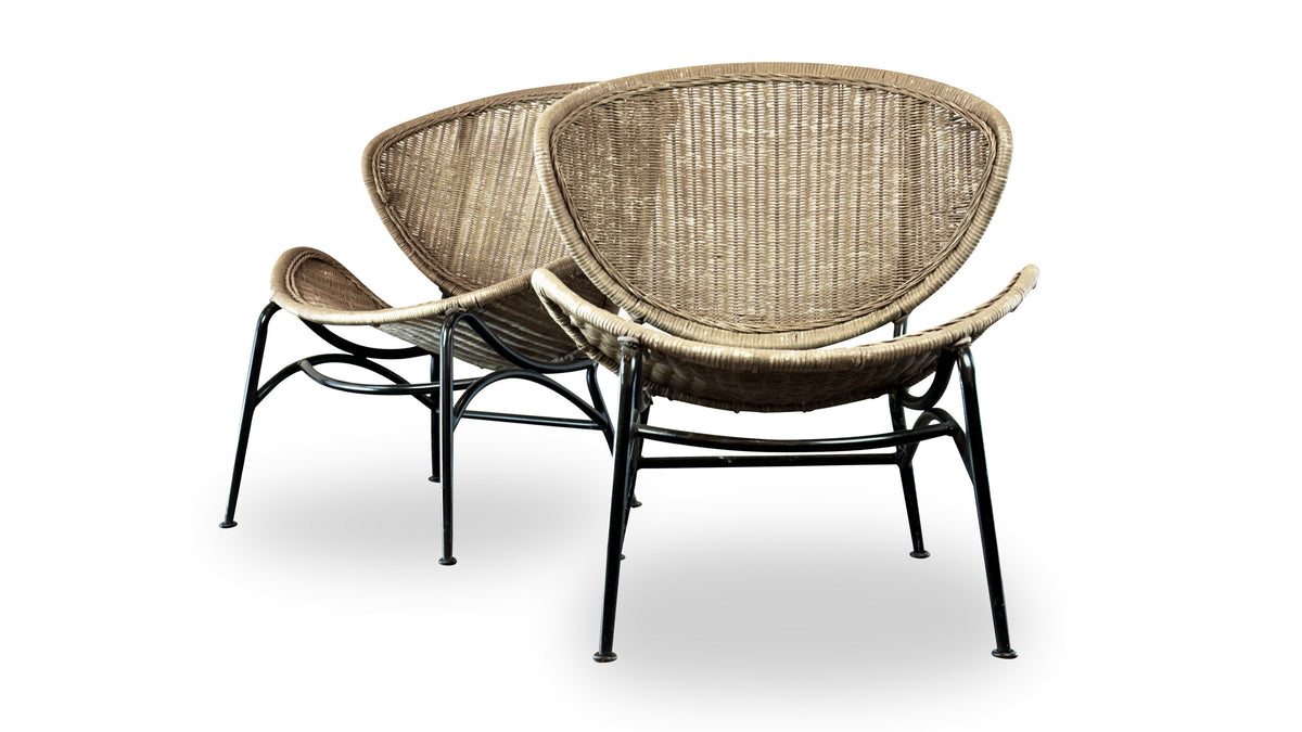 Wicker Clam Shell Chairs in the Style of Salterini