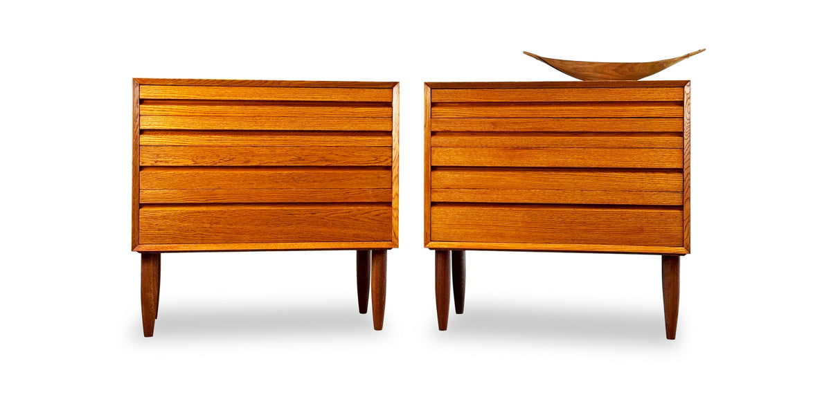 Pair of Oak Cadovious XL Nightstands