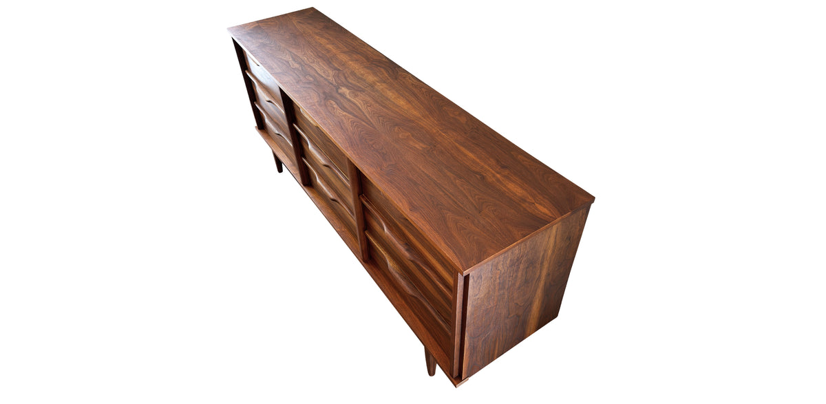 Princeville Walnut Nine Drawer Dresser