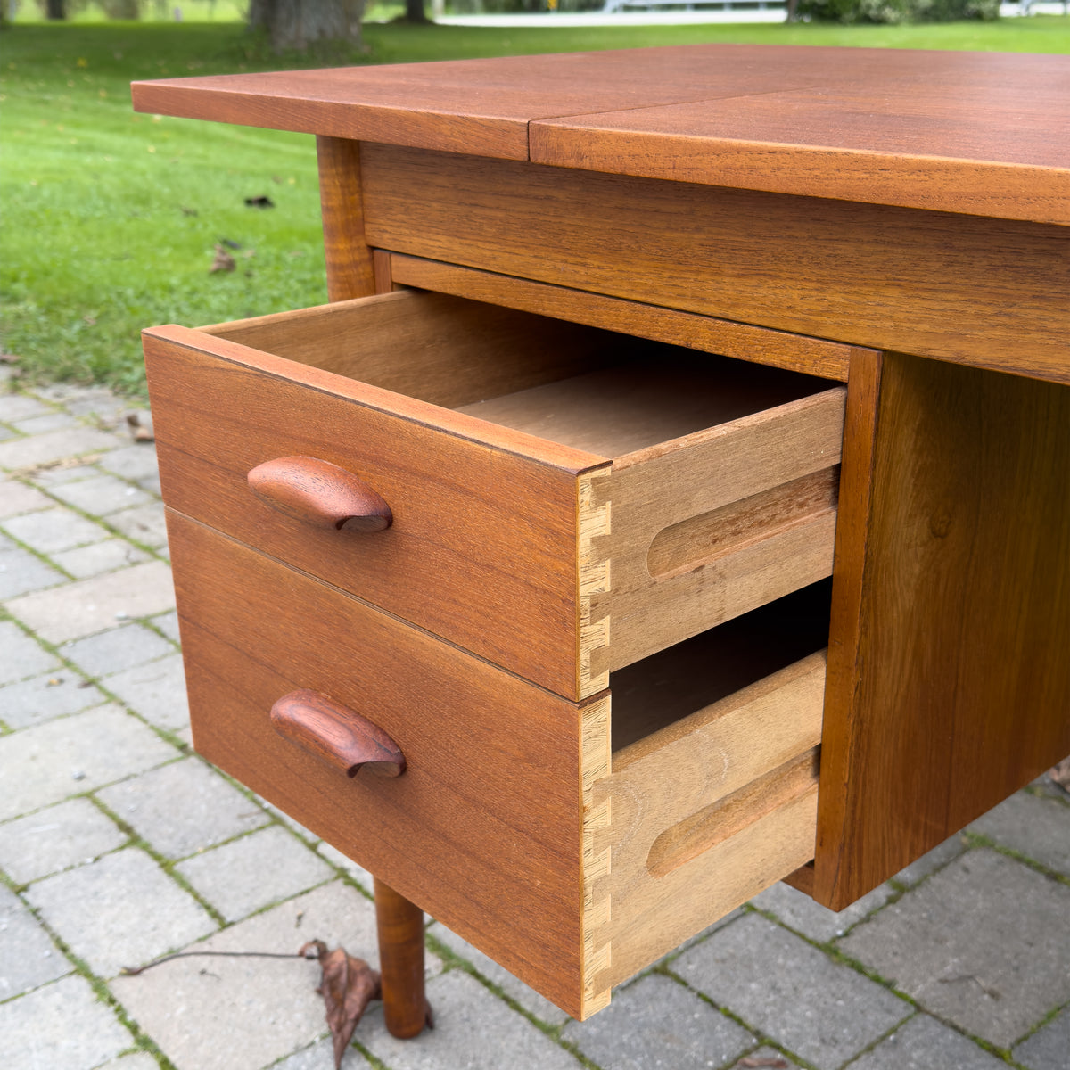 Flip Top Desk