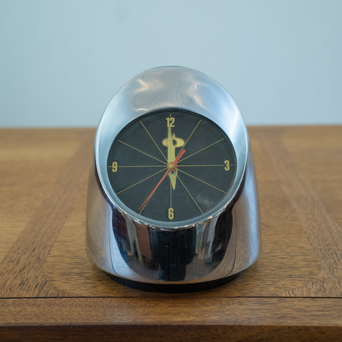 Jefferson 500 Space Age Chrome Clock