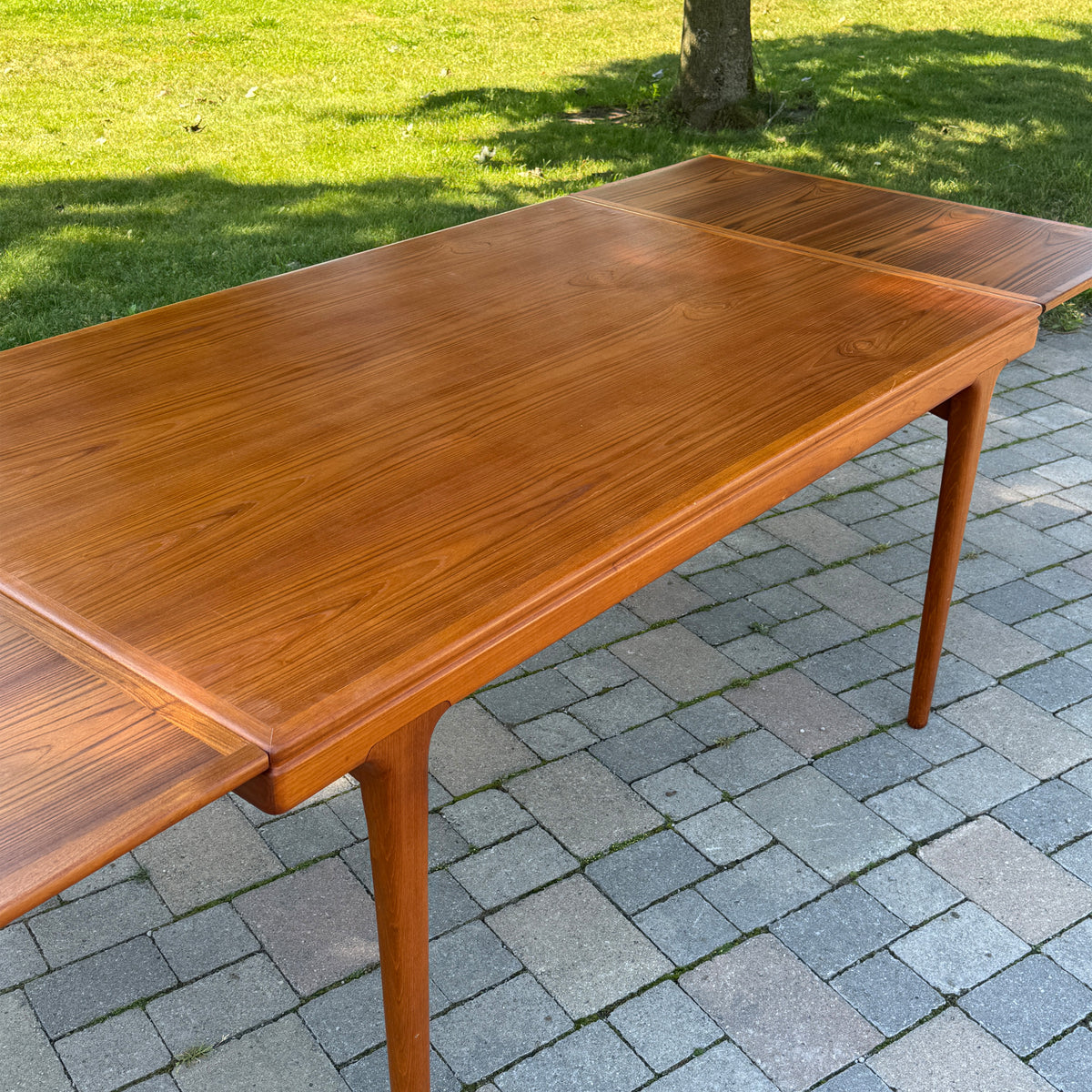 Teak Extendable Dining Table by Johannes Andersen