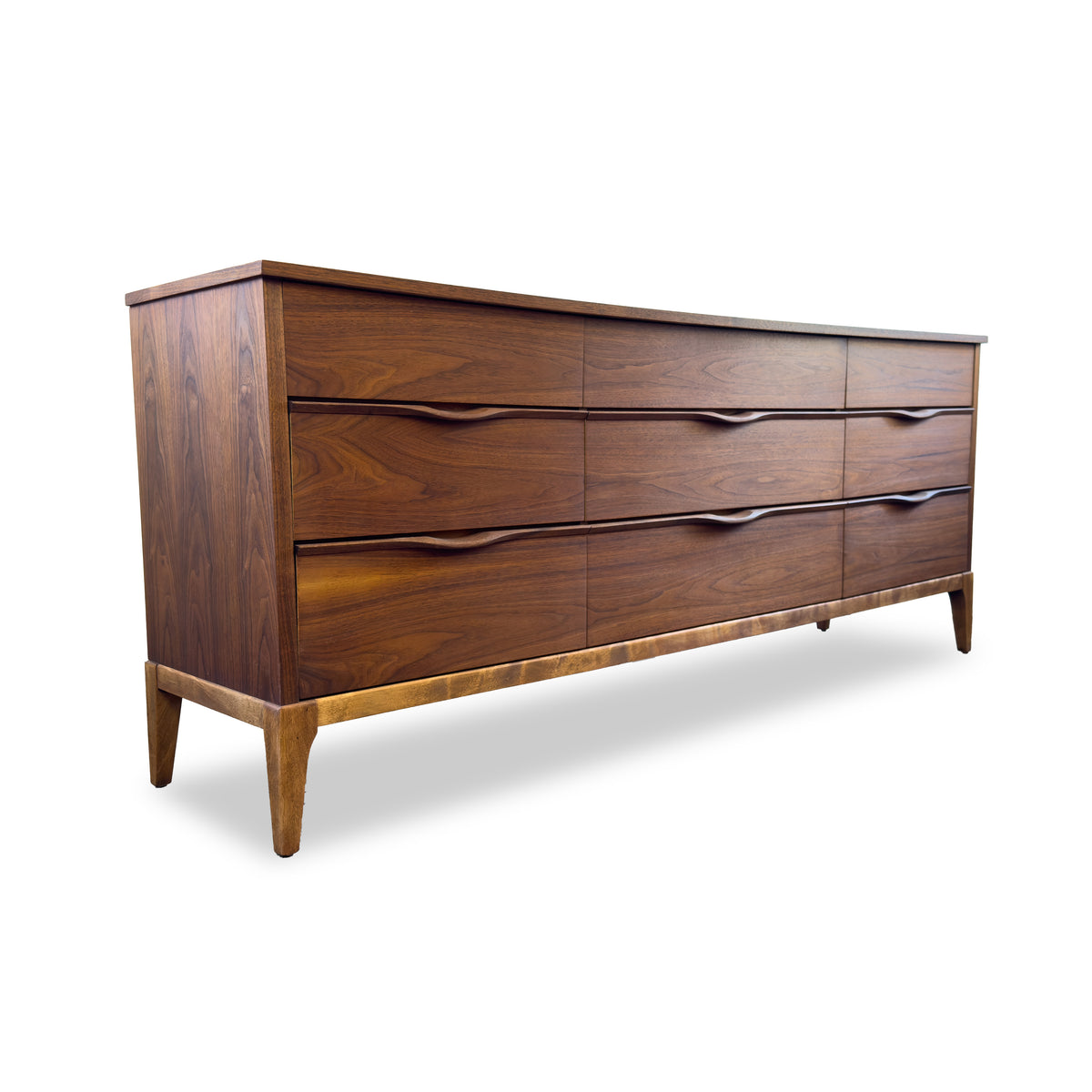 Kaufman Nine Drawer Dresser