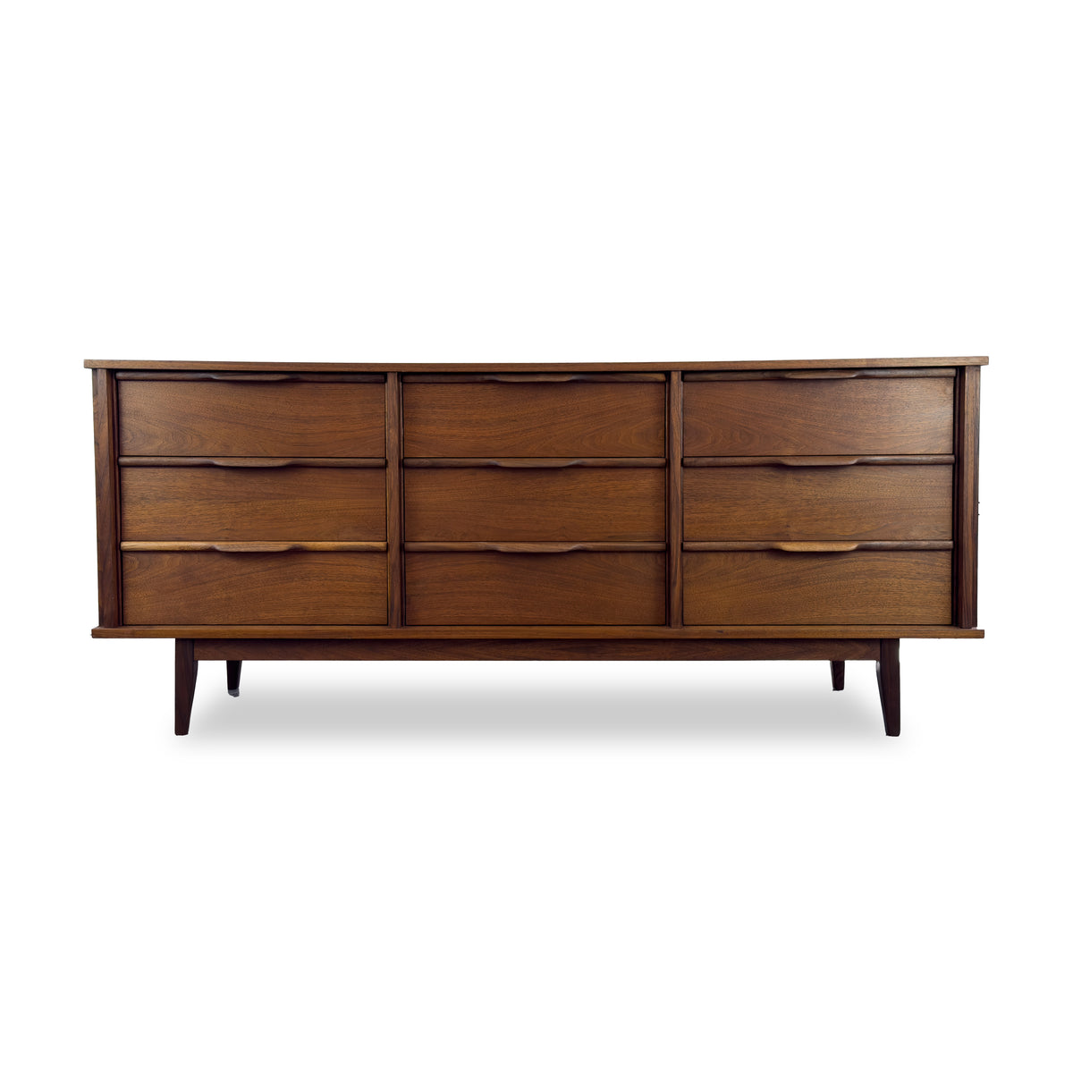 Princeville Nine Drawer Dresser