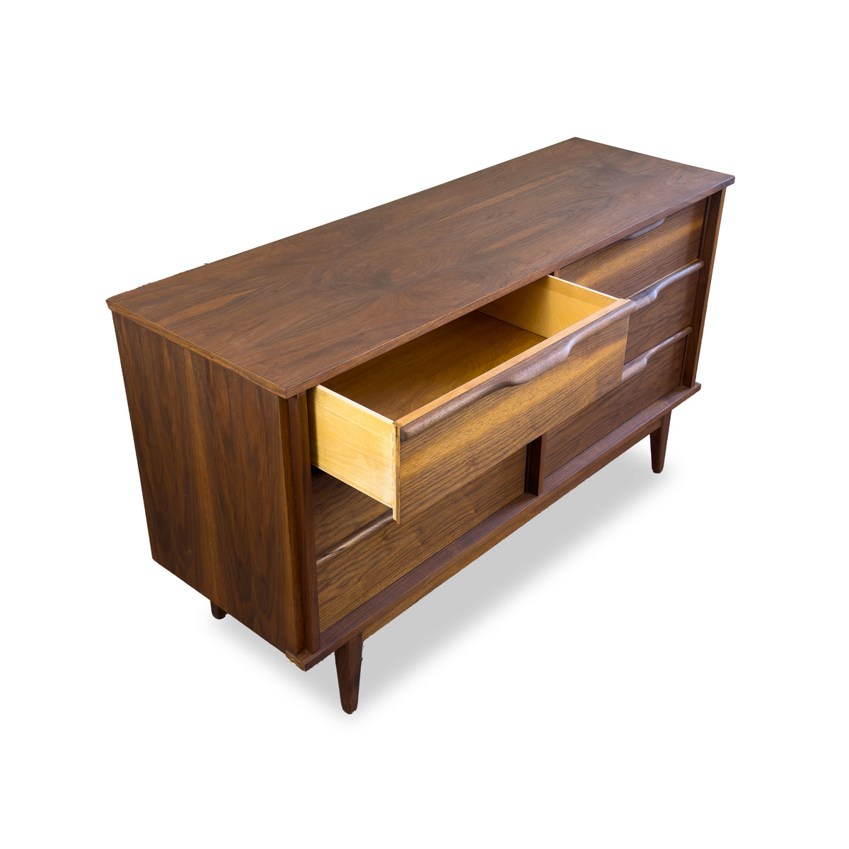 Princeville Six Drawer Dresser