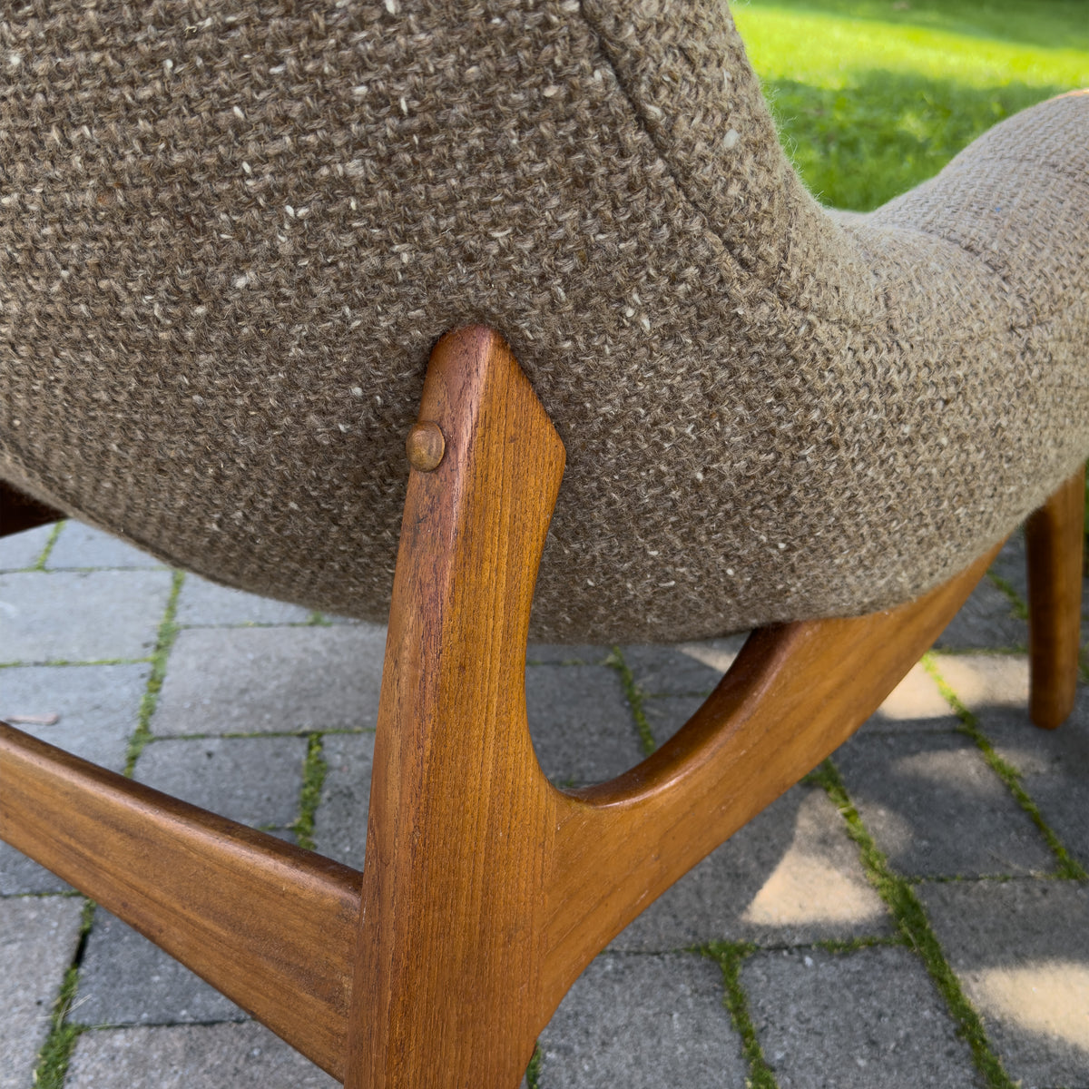 R. Huber Scoop Chair