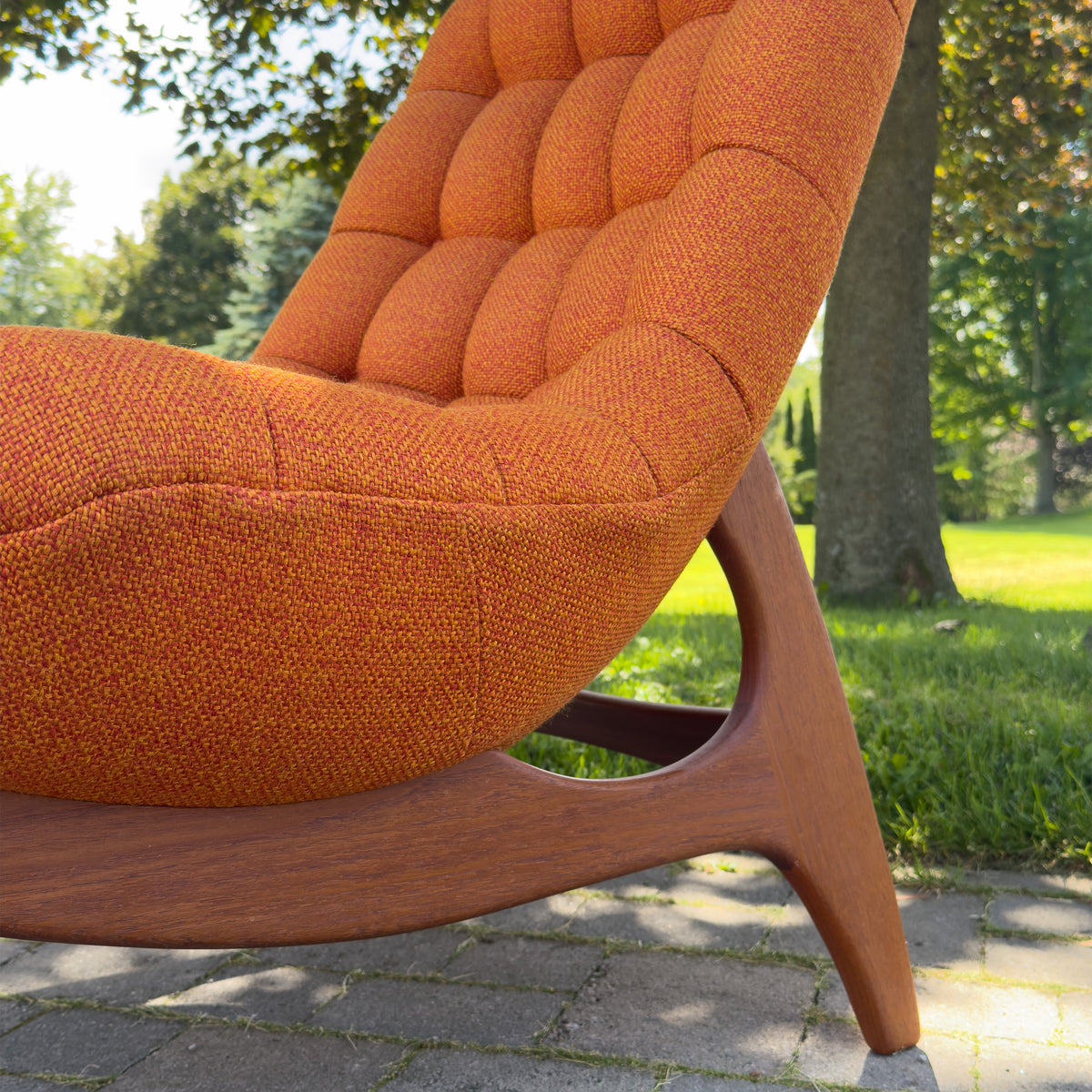 R. Huber Scoop Chair