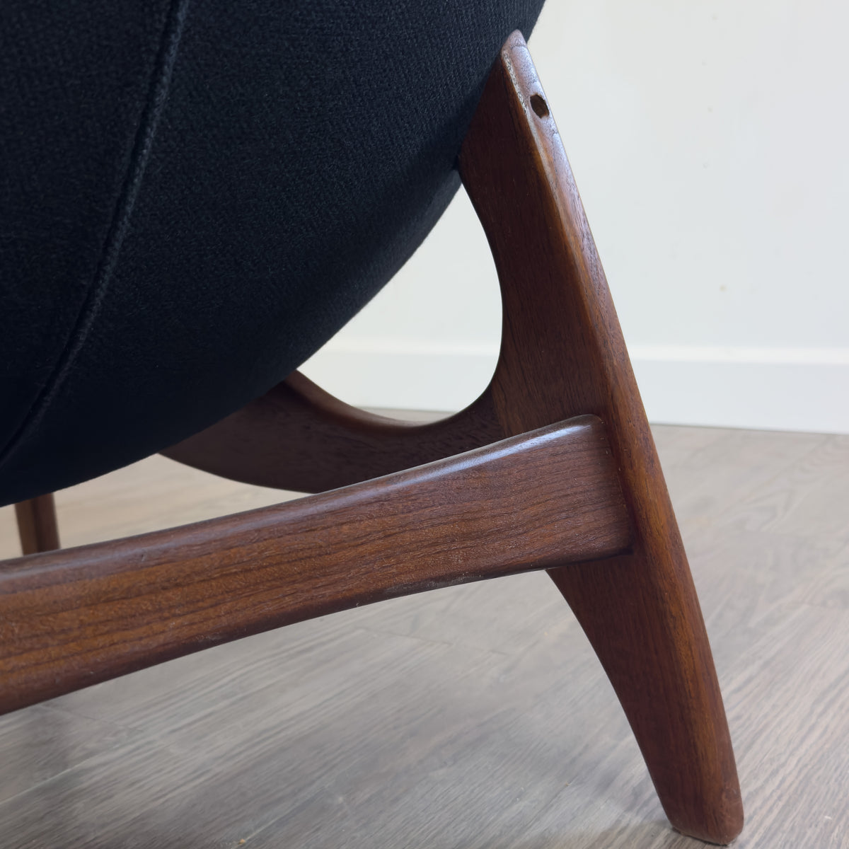 R. Huber Scoop Chair and Stool