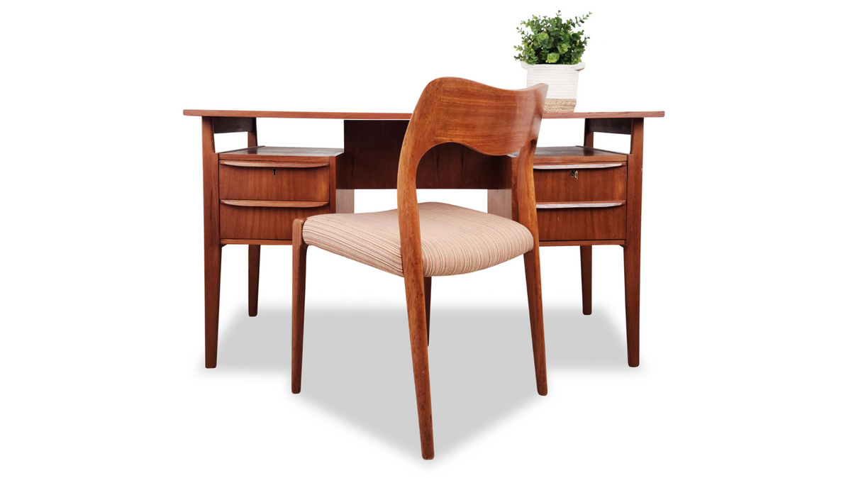Teak desk by Gunnar Nielsen