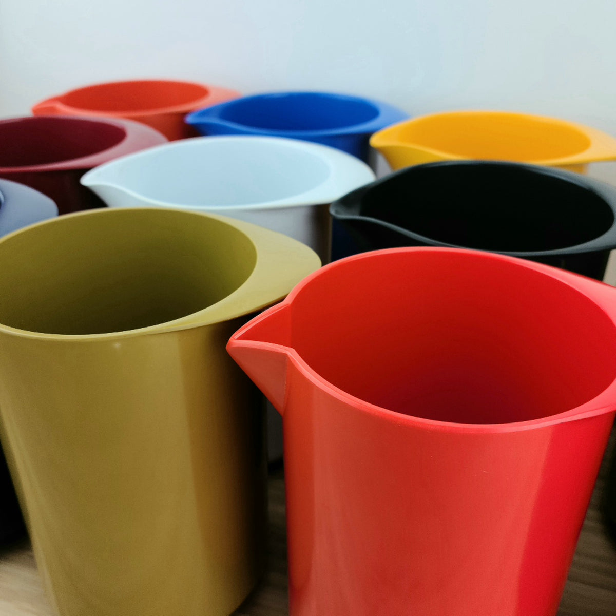 Rosti Pitchers