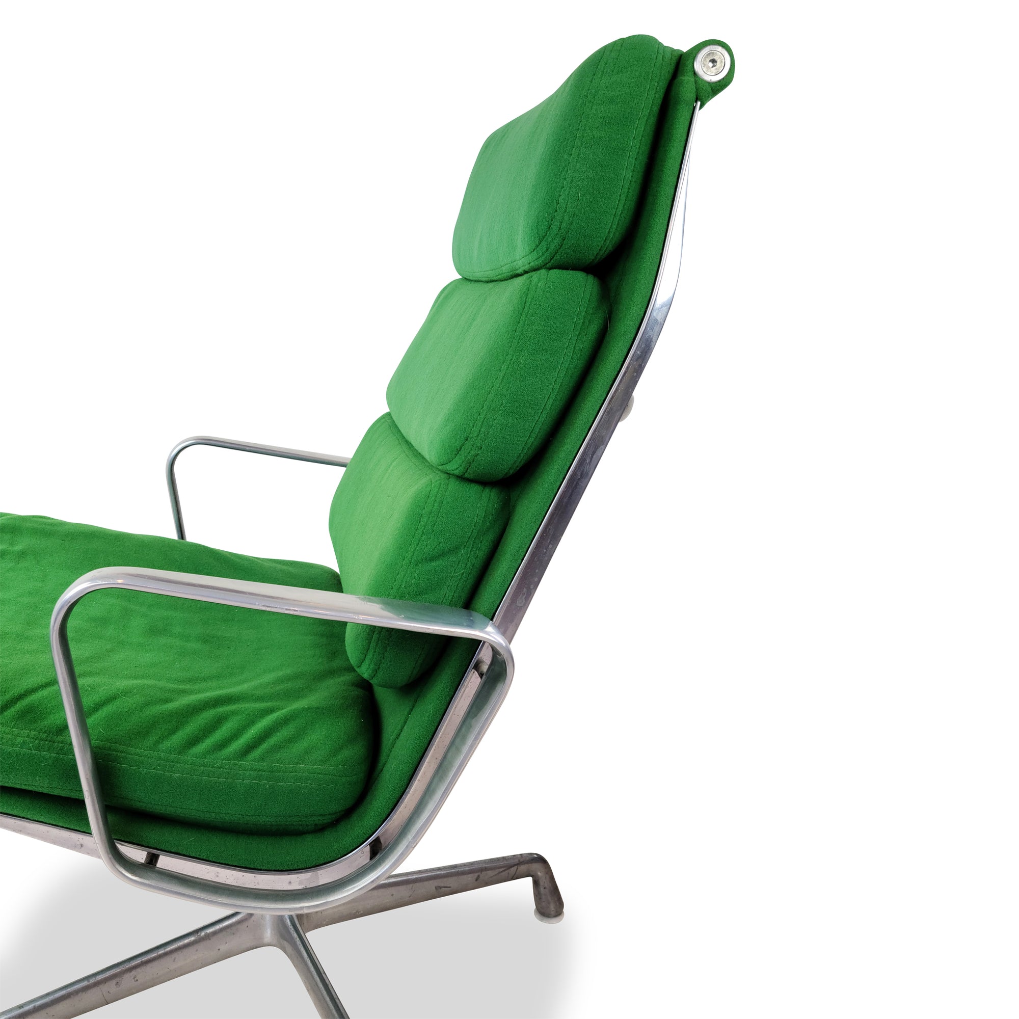 Green Eames Softpad EA216 Lounge Chair