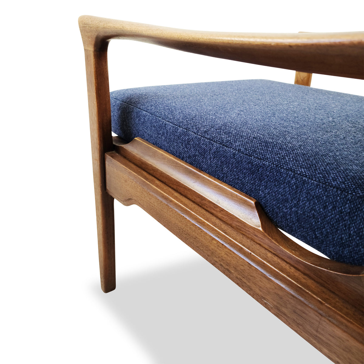 Walnut Lounge Chair by Paramount of Montreal