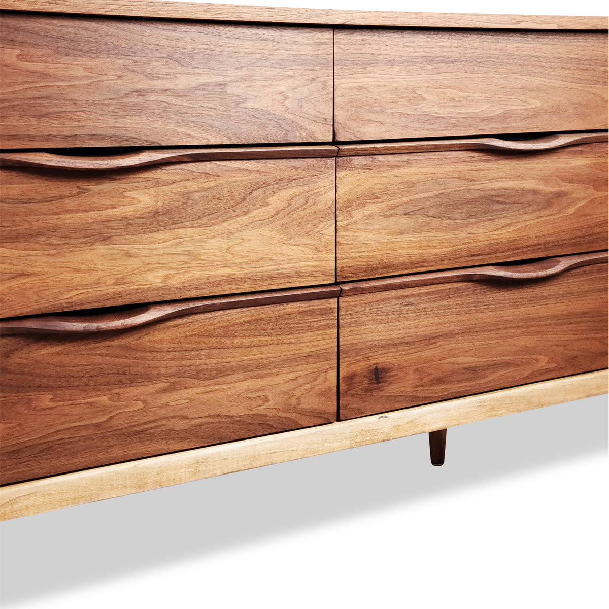 Kaufman Nine Drawer Dresser