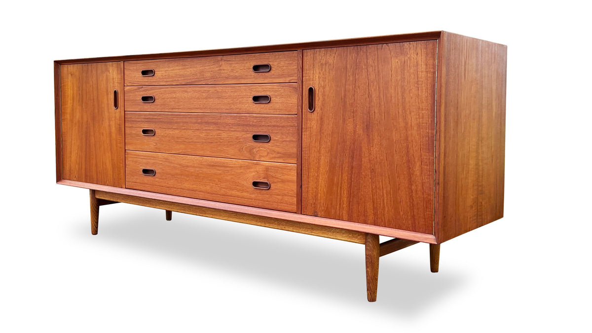 Teak Sideboard by Arne Vodder for Sibast Mobler