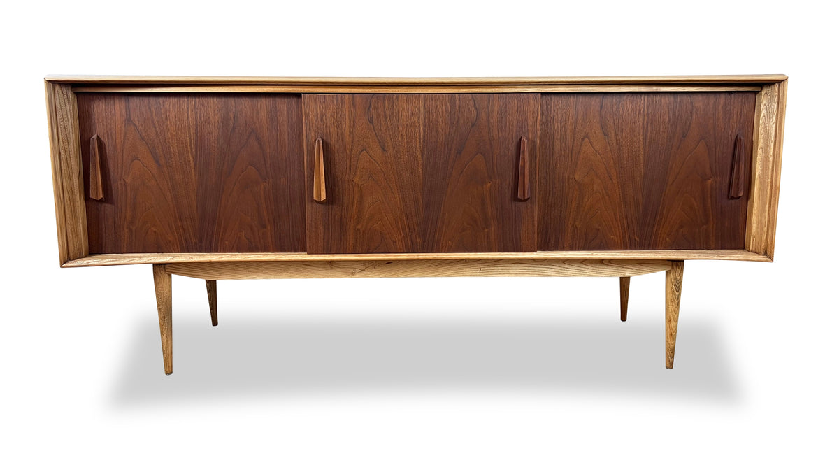 Walnut Sideboard by Deilcraft