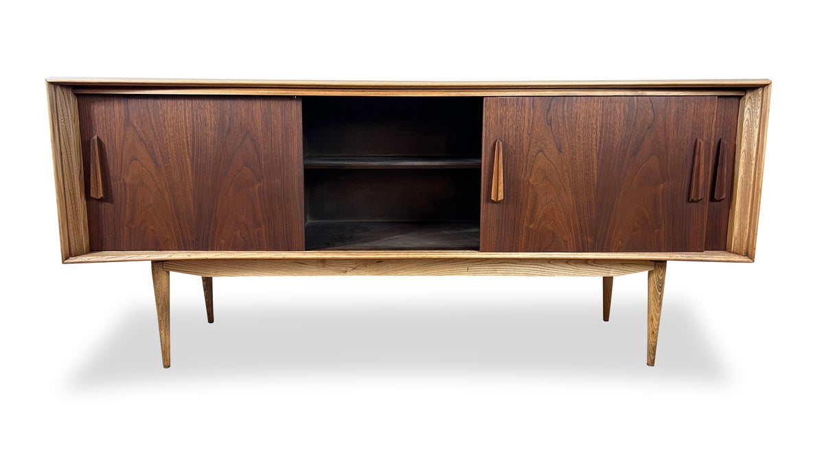 Walnut Sideboard by Deilcraft