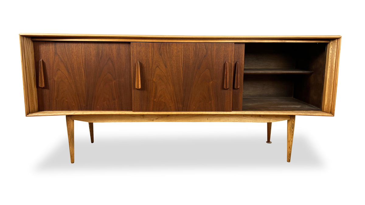 Walnut Sideboard by Deilcraft