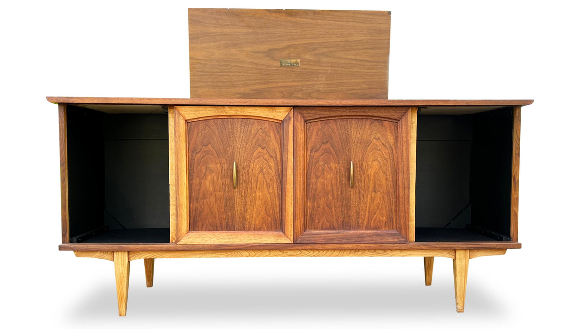 Stereo Cabinet