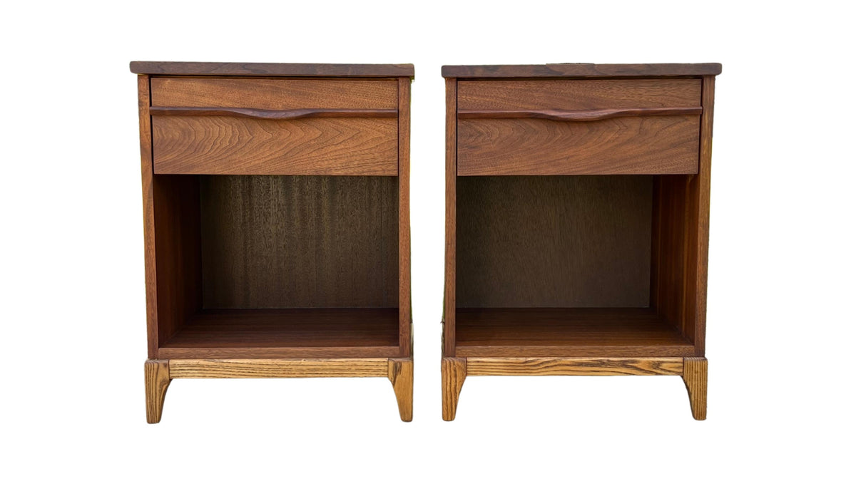 Pair of Walnut Nighstands by KF