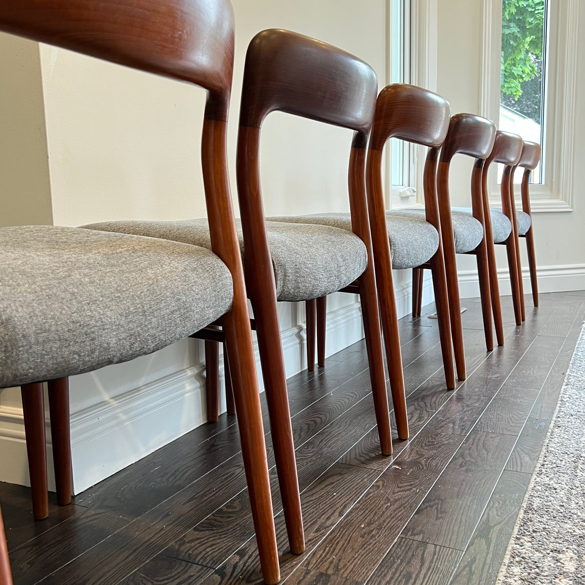 Set of Six Moller 75 Chairs