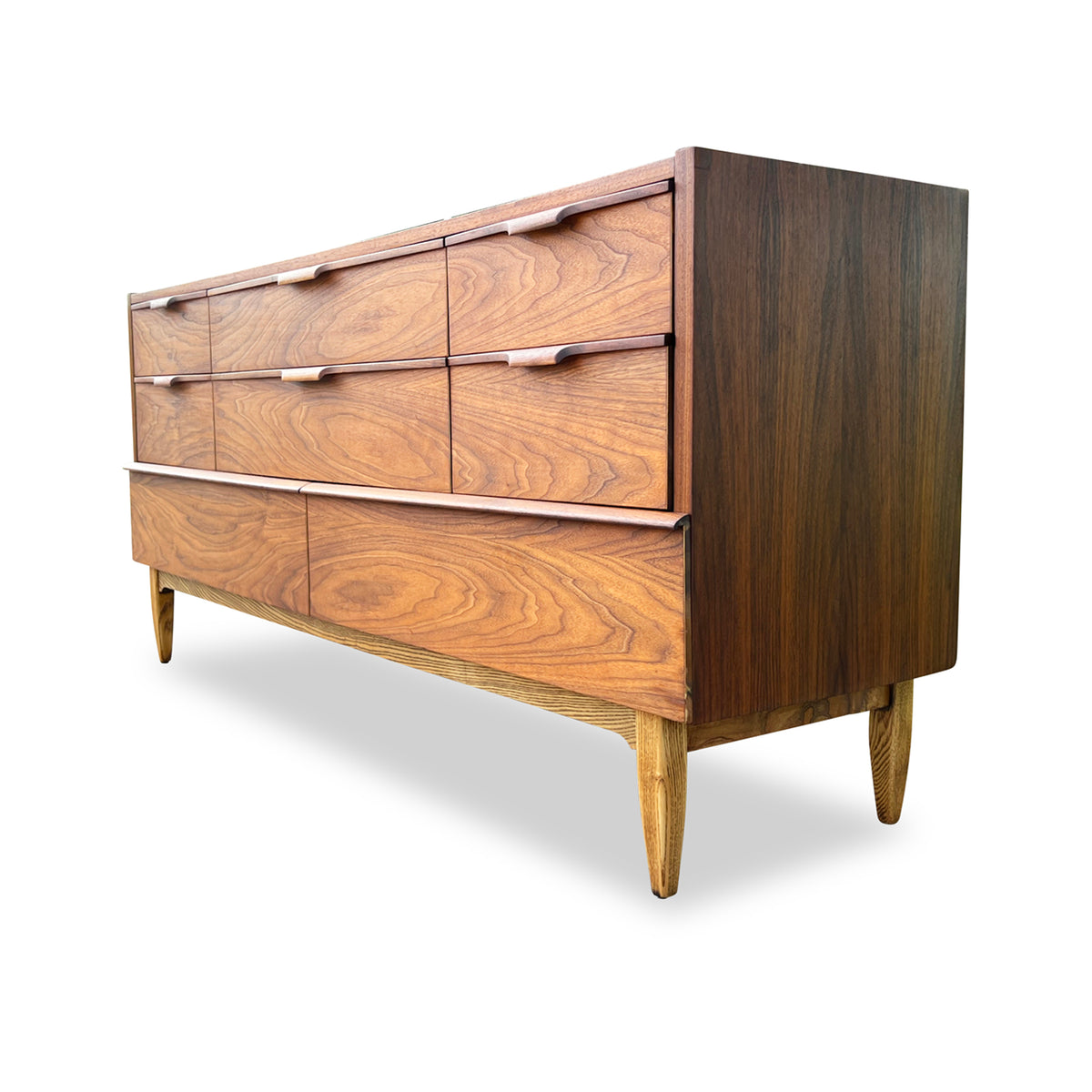 Haddon Hall Dresser