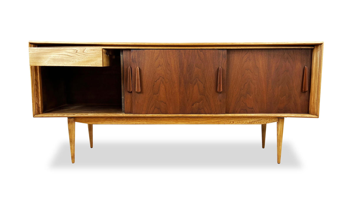 Classic Deilcraft Sideboard
