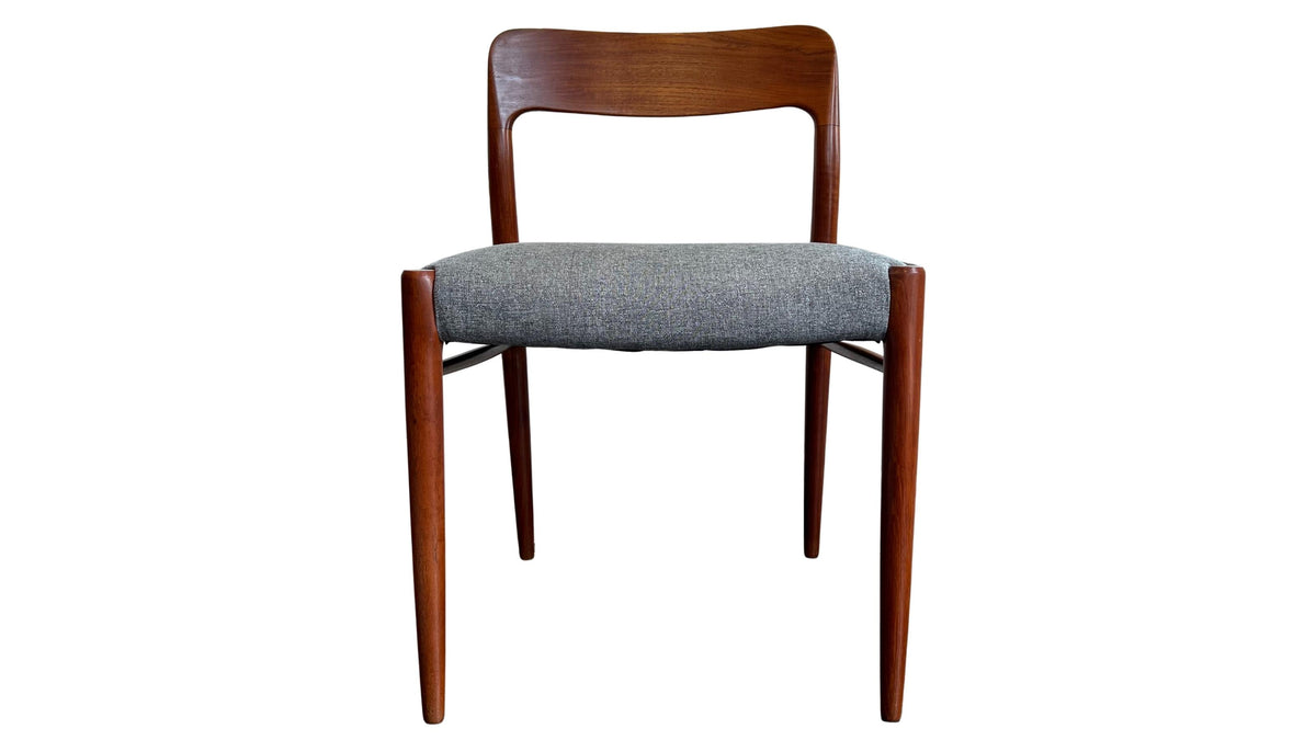 Set of Six Moller 75 Chairs