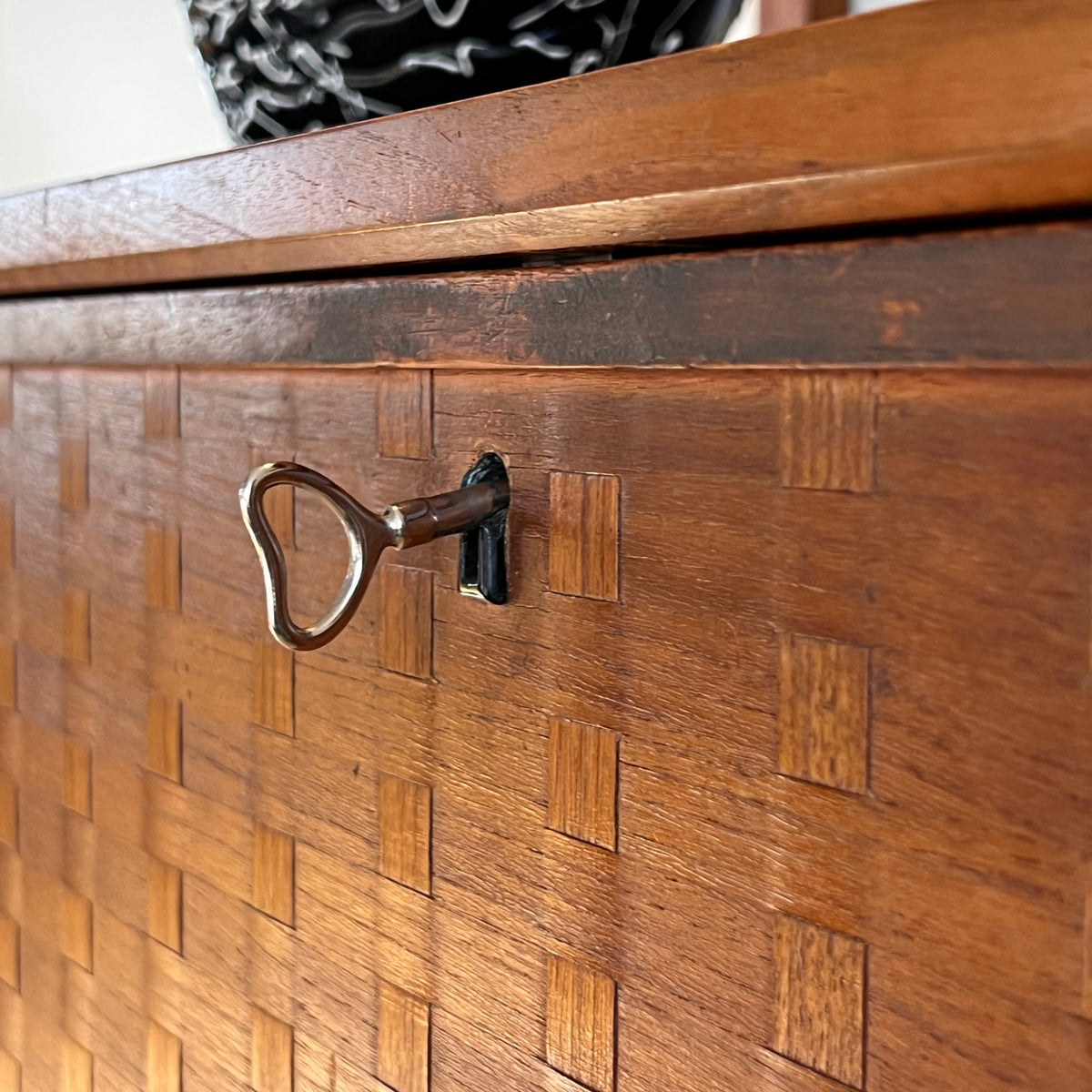 Cado Royal Shelving System