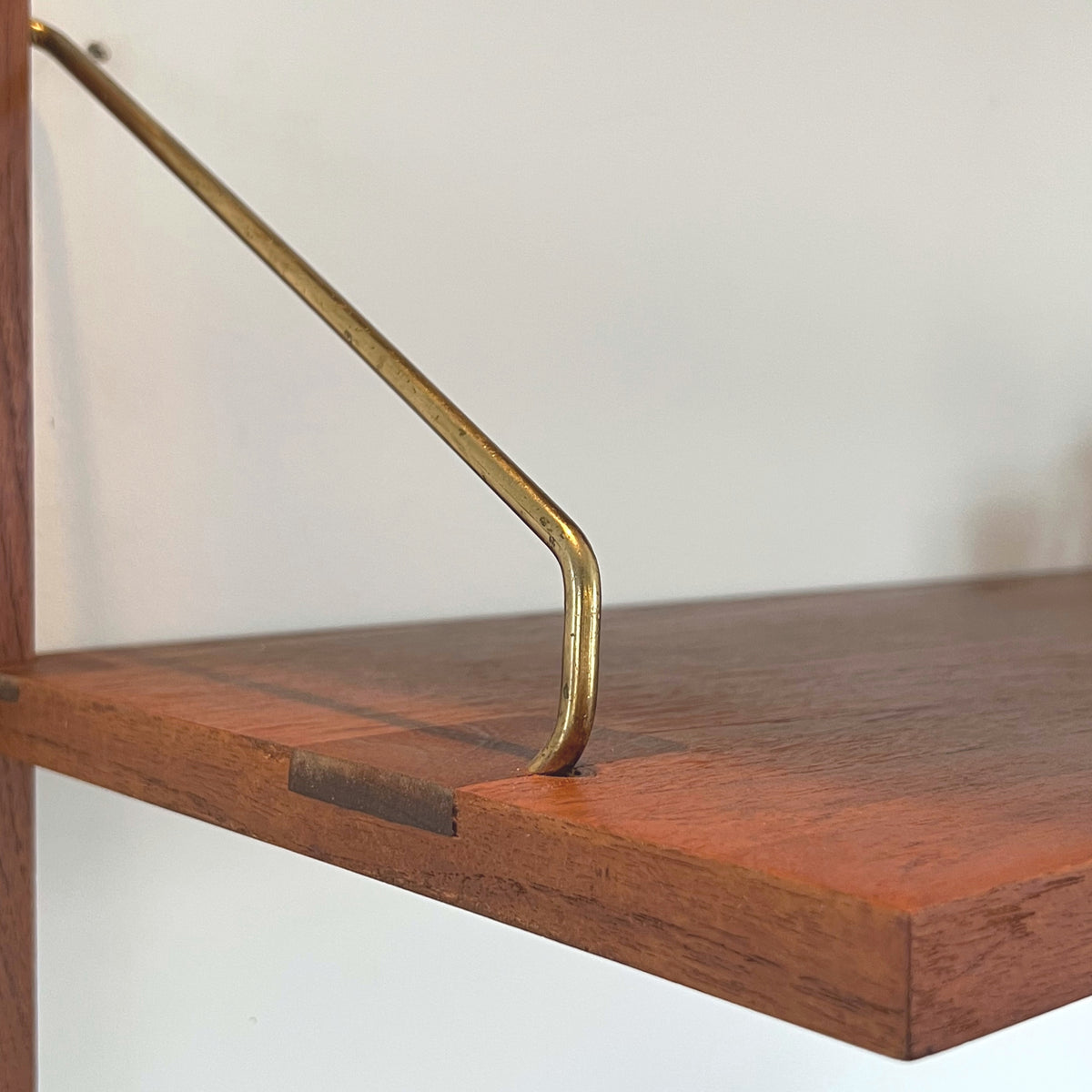 Cado Royal Shelving System