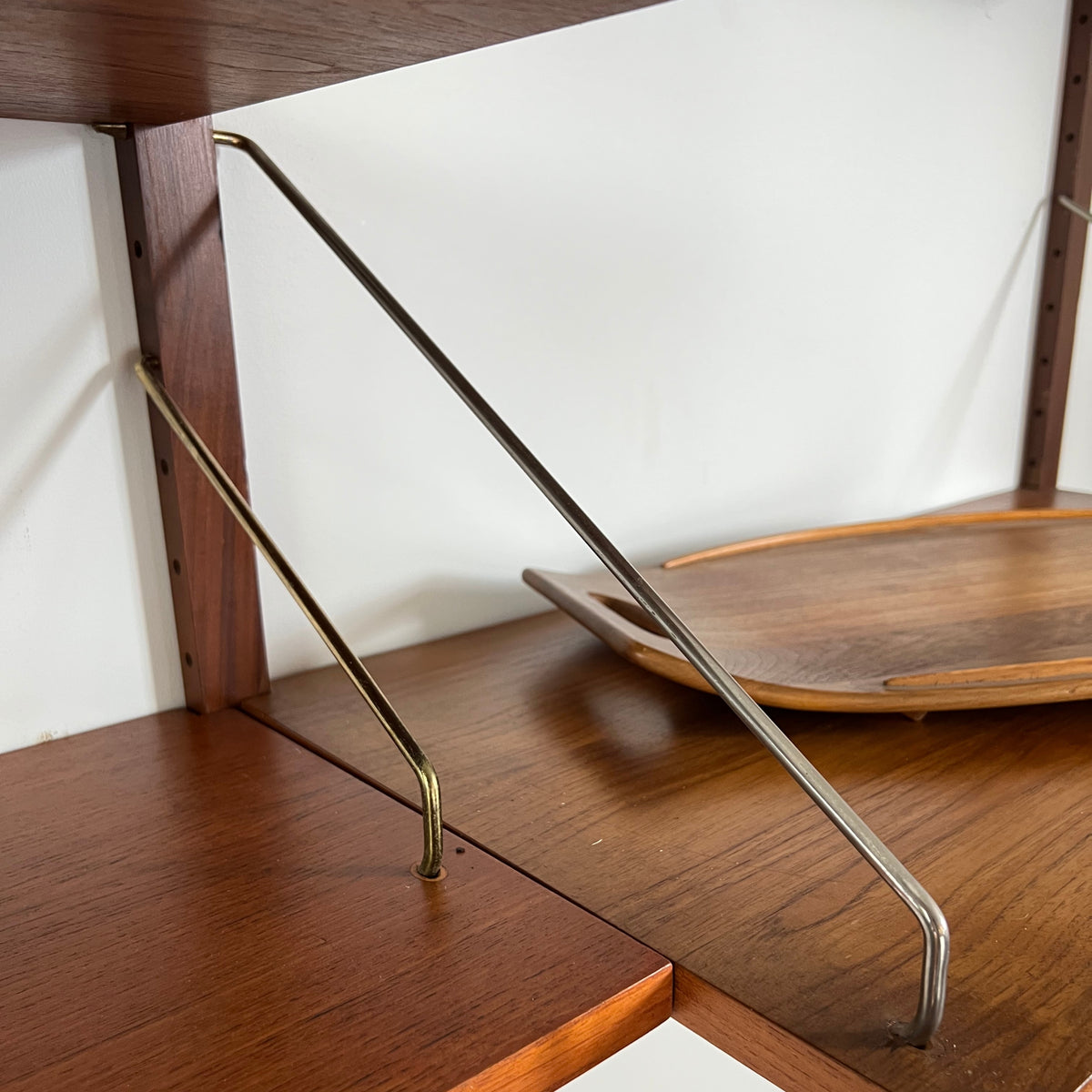 Cado Royal Shelving System