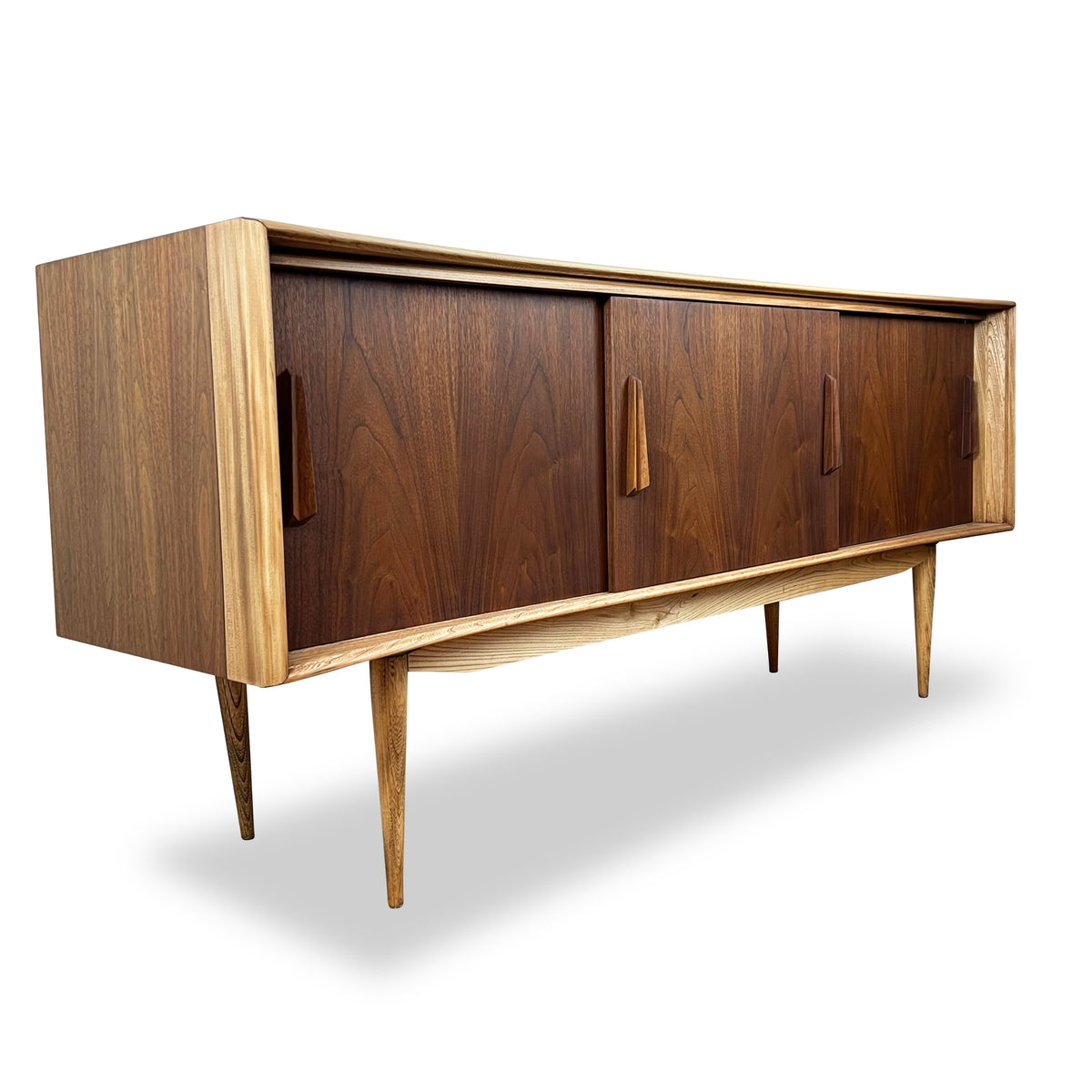 Walnut Sideboard by Deilcraft