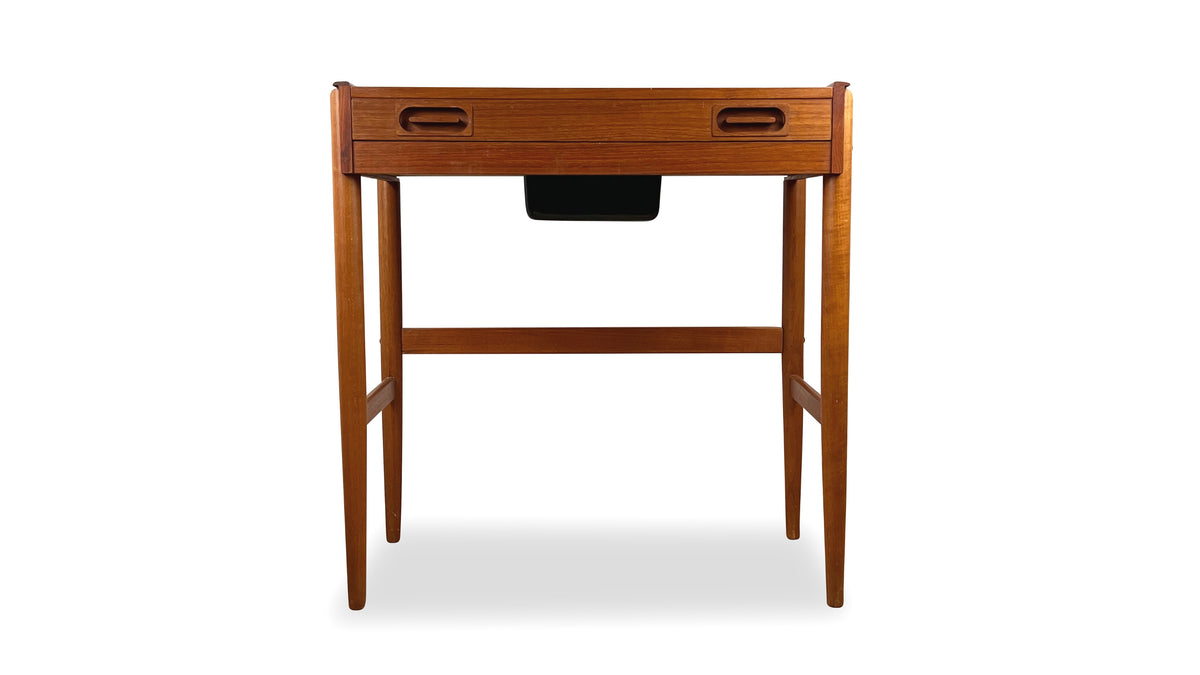 Compact Teak Vanity by Dylrund